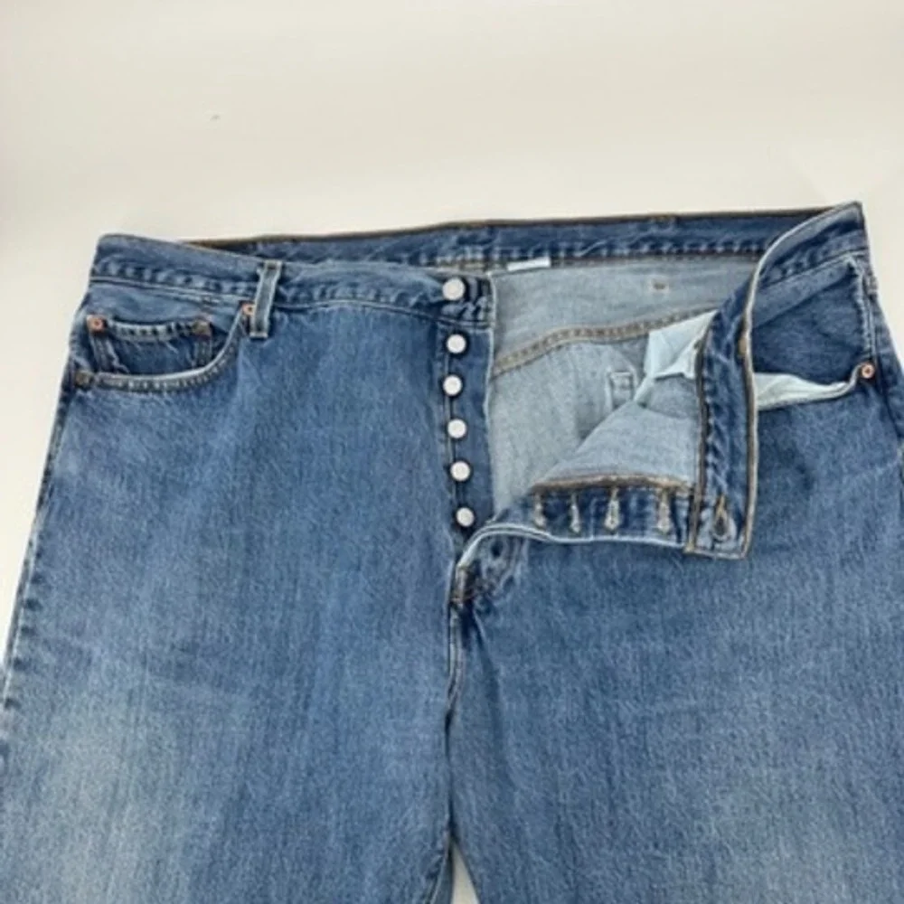 Levi's 501 Original‎ Fit Jeans Mens 46x32 Blue Button Fly Straight Leg Denim